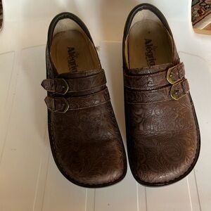 ALEGRIA ALLI Choco Embossed Paisley Slip-on Comfort Clogs Size EU 41 Preowned